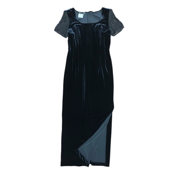 Donna Morgan Dresses & Skirts - Vintage velvet dress with beaded crochet sleeves